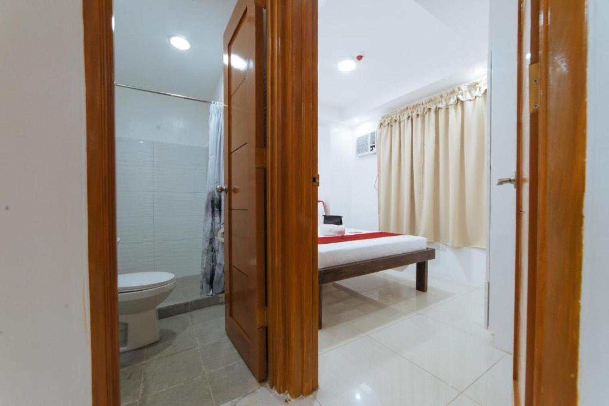 Reddoorz At Dbuilders Rooms Bangkal Makati San Pedro Makati Exterior foto