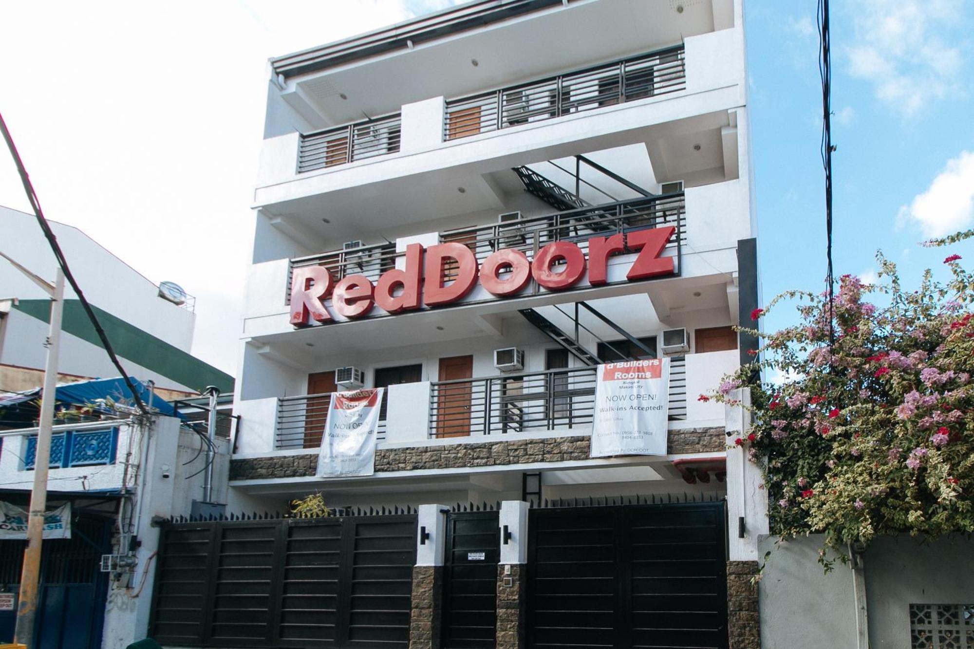 Reddoorz At Dbuilders Rooms Bangkal Makati San Pedro Makati Exterior foto